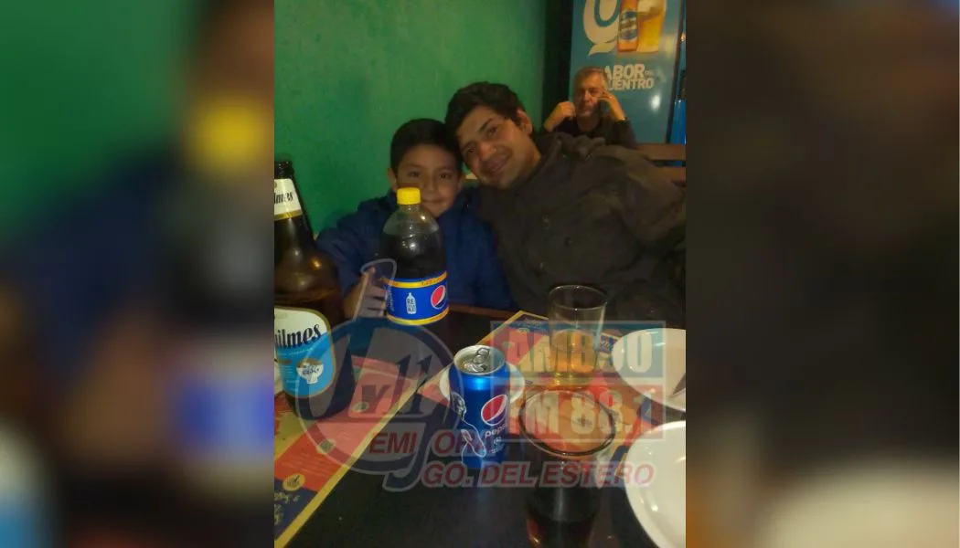 Desesperación | Sus compañeros intentaron advertirle, pero quedó atrapado en el compactador