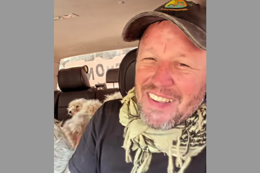 El conmovedor último video de “El Polaco” Riemersma rescatando y cuidando a sus animales