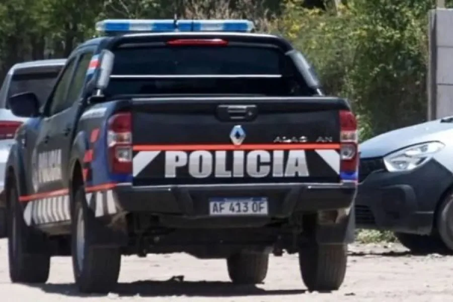 Avenida Aguirre: un policía resultó herido tras chocar con un ciclista que circulaba en contramano