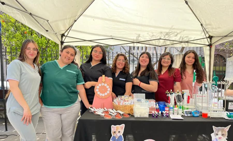 El Instituto San Martín de Porres realizó una nueva edición de la Expo Carreras con amplia participación comunitaria