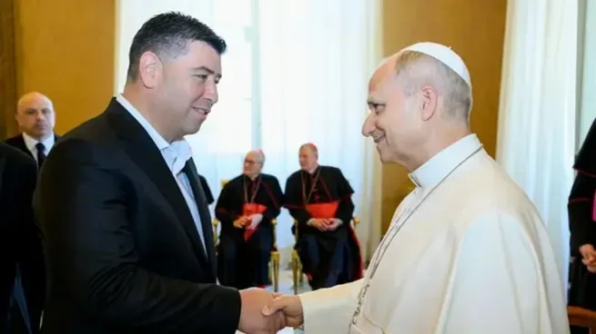 A semanas de la visita papal: la CGT difundió fotos de su encuentro en el Vaticano y confirmó su apoyo a la agenda social del Pontífice