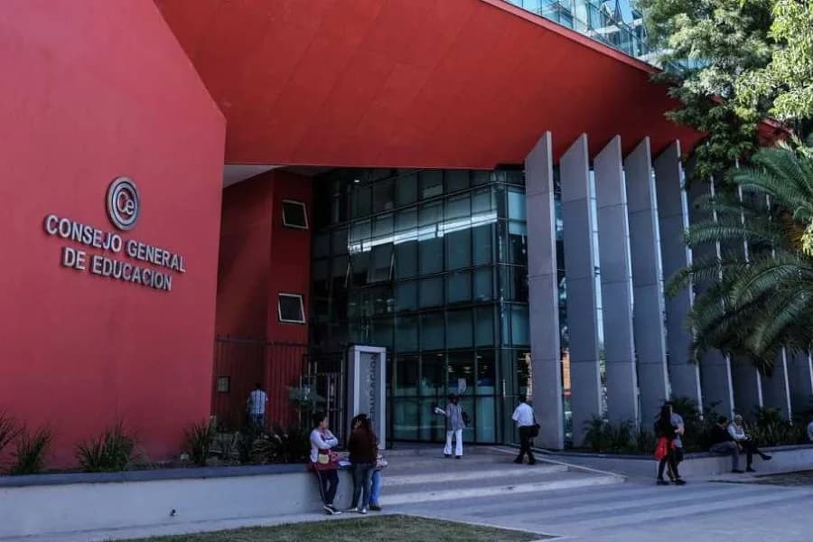 El Consejo General de Educación realizará un nuevo ofrecimiento de cargos y horas cátedra de manera online