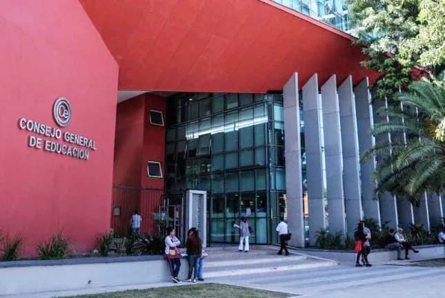 Atención docentes: habilitaron nuevos cargos y horas cátedra en Santiago