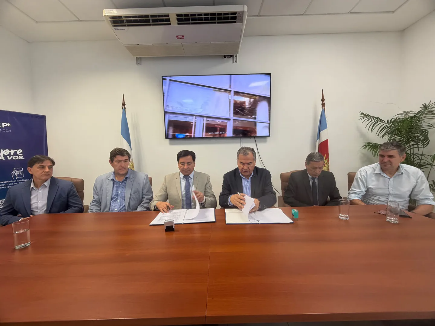 El IOSEP y el ITSE firmaron un convenio para fortalecer la formación profesional de estudiantes
