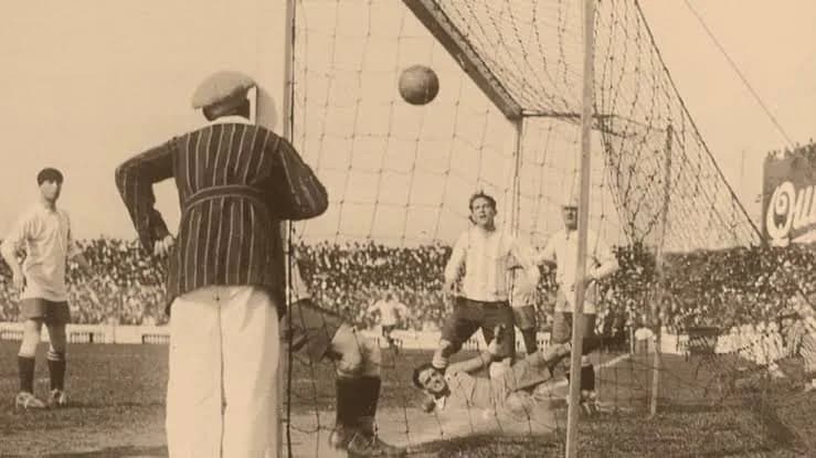 Del nacimiento de Gandhi al primer gol olímpico: qué pasó un 2 de octubre