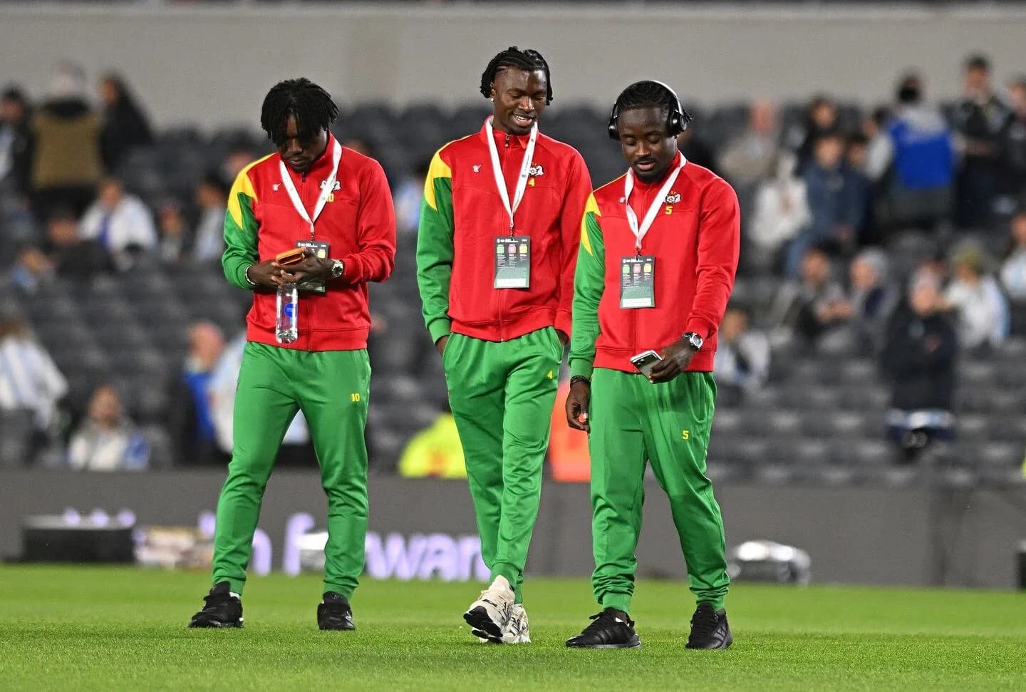 Varados en Marruecos, goleados y finalmente ovacionados: las frenéticas horas de Burkina Faso