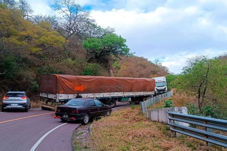 Alerta para quienes viajan a Catamarca: hay restricciones y demoras sobre la Ruta 64