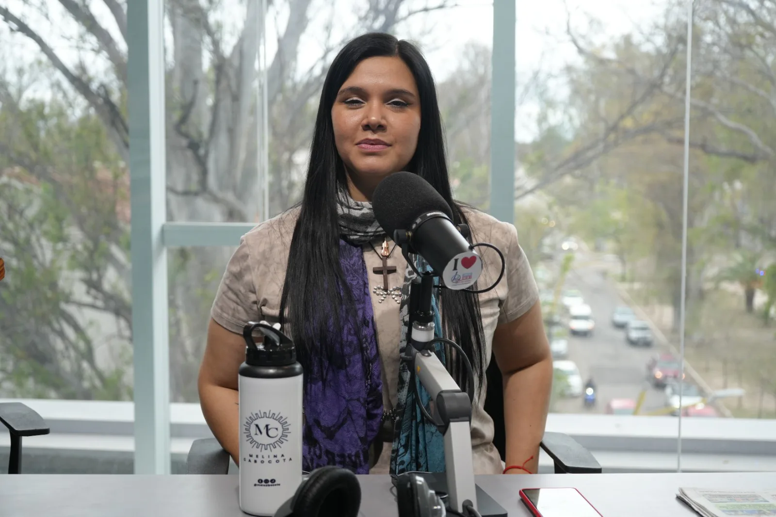 Una voz que enamora: Melina Cabocota llegó desde Tucumán y emocionó en ADN de Radio