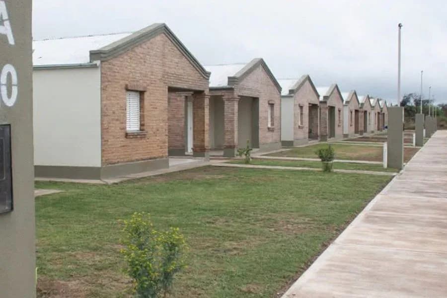 Las Termas de Río Hondo: entregaron 20 viviendas del programa Habitar Comunidad a familias de Mansupa