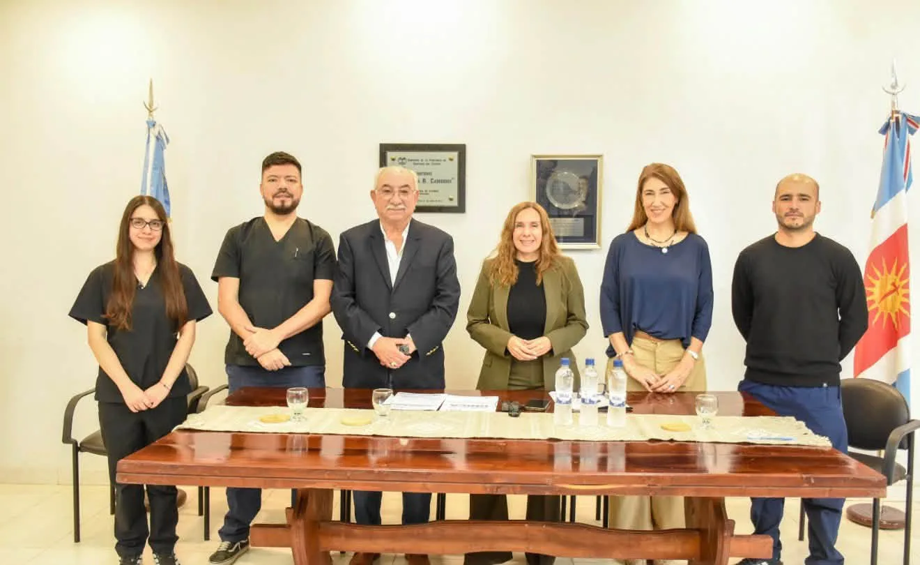 Presentaron la 1.ª Maratón 6KM Intercolegial Itinerante 2026 en Santiago del Estero