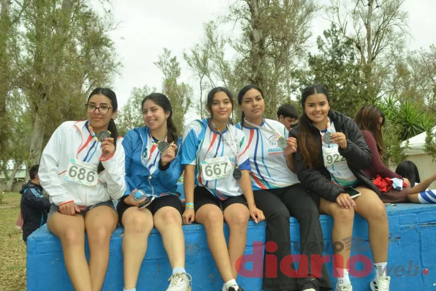 Las mejores imágenes de la 1.ª Maratón Intercolegial Itinerante por la salud mental en el Parque Aguirre