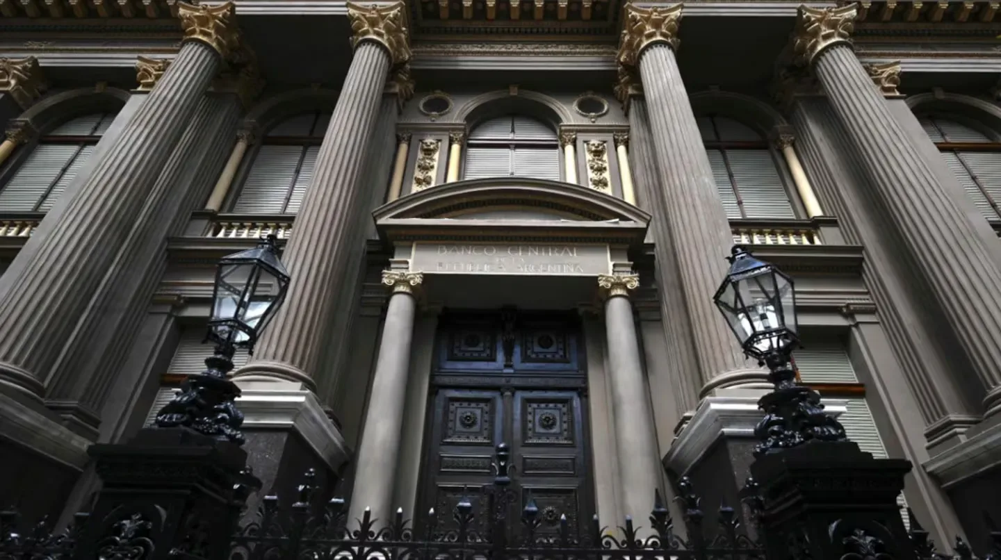 El Banco Central aceleró la compra de reservas y sumó 341 millones de dólares en siete días de octubre