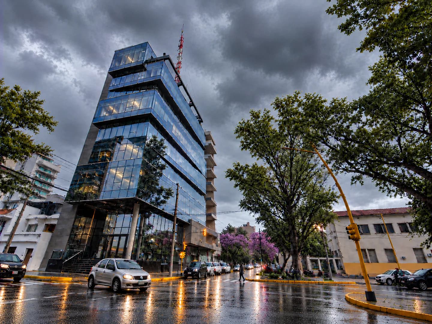 El feriado arranca gris y húmedo: anuncian lluvias y una máxima de 22°C