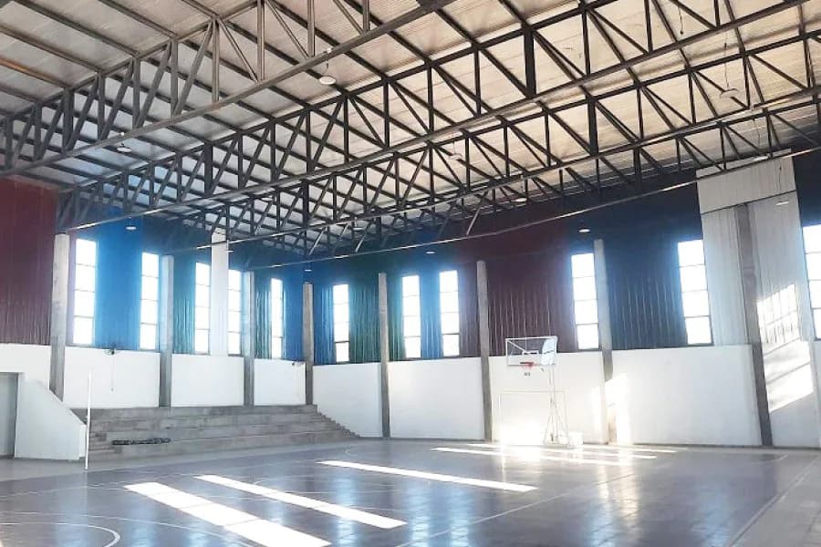 Icaño inaugurará su nuevo polideportivo con la presencia del gobernador Elías Miguel Suárez