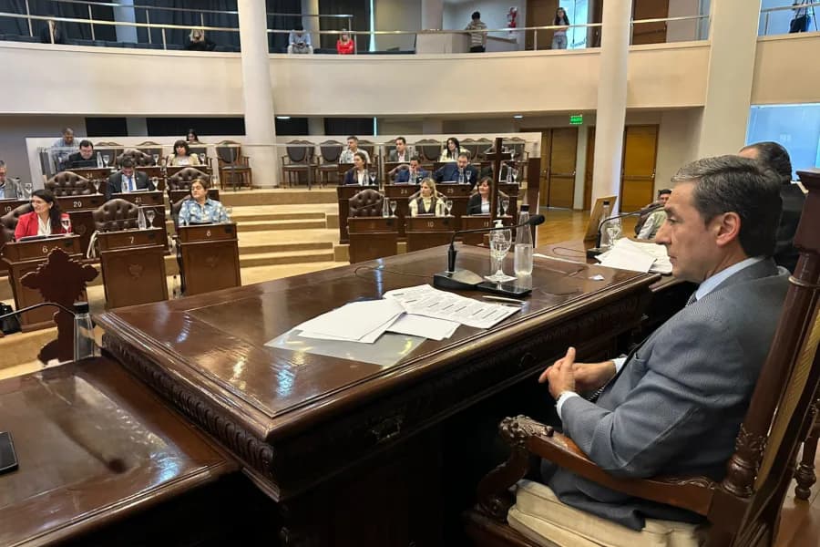 La Legislatura de Santiago del Estero respaldó el financiamiento de $4.400 millones para el sector privado
