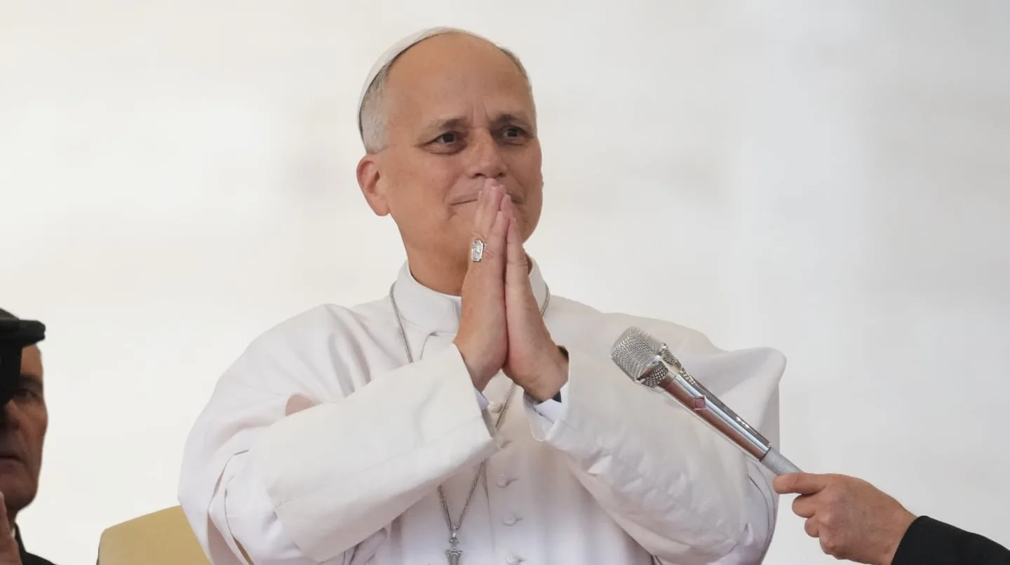 León XIV volvió al Vaticano tras cinco días internado: qué pasará con su viaje a Argentina