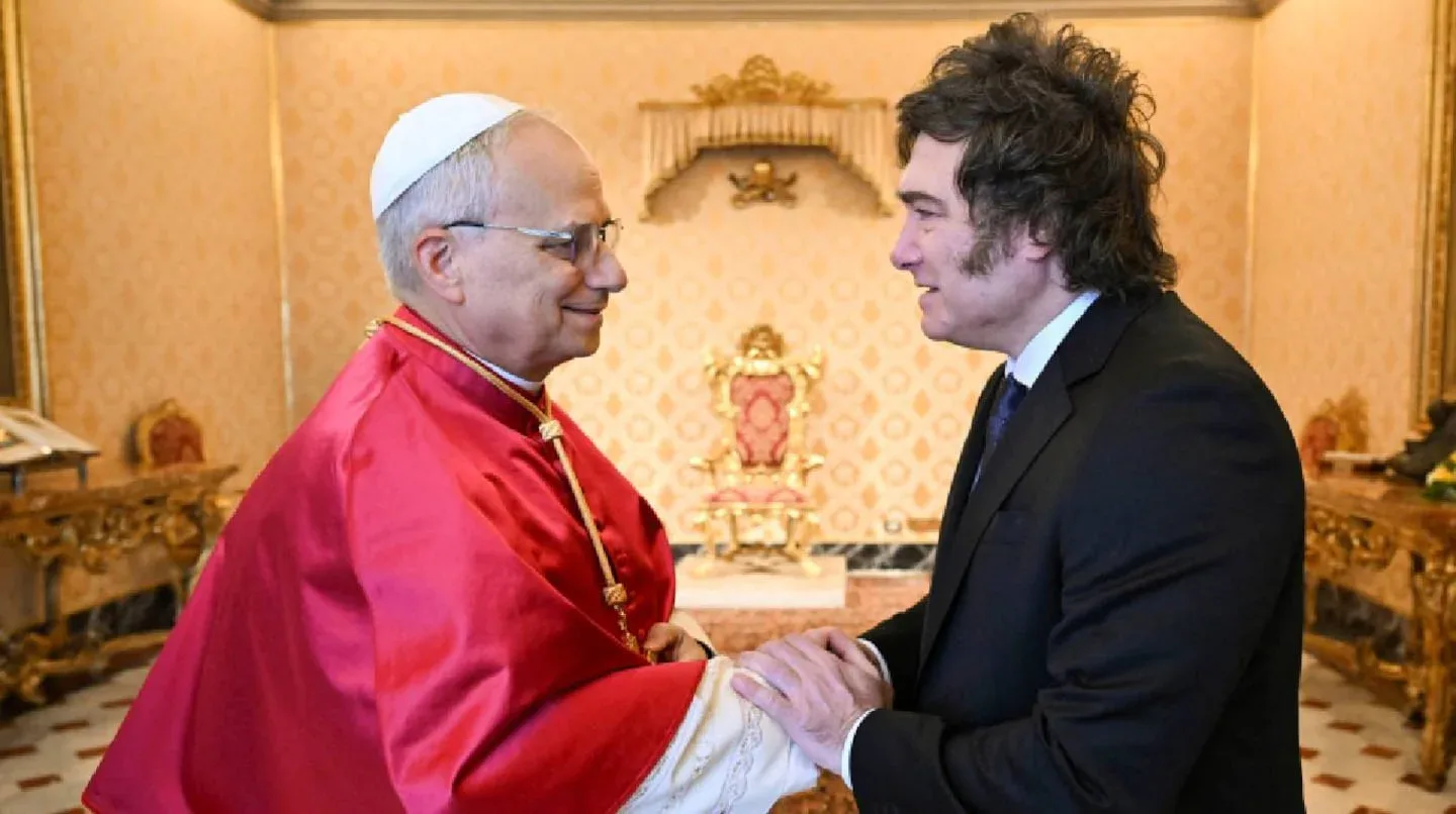 Javier Milei se refirió a la visita del papa León XIV a la Argentina: “Lo importante es que se recupere”