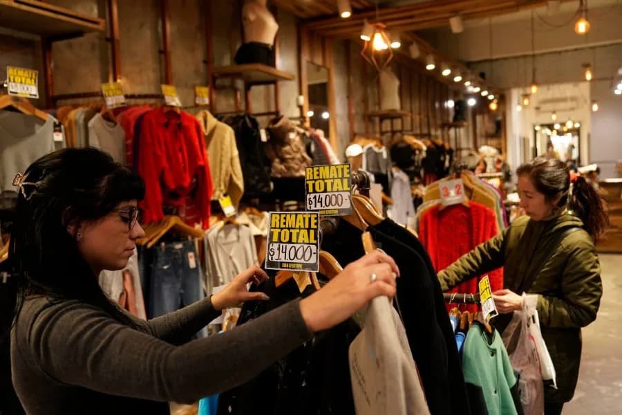 Empleados de comercio tendrán un aumento salarial y un bono de $50.000