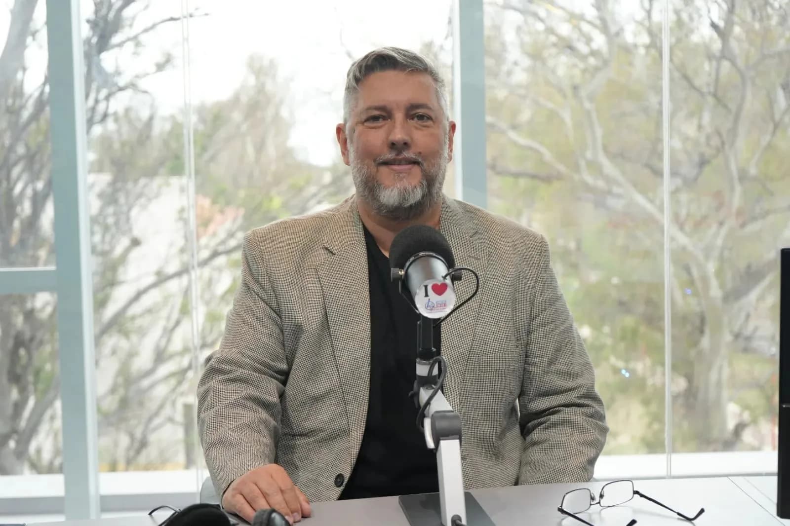 Martín Díaz Achával destacó los anuncios de Benavente y advirtió sobre la crisis económica nacional