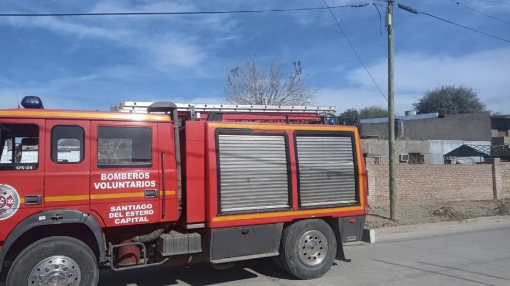 Rápida acción de Bomberos evitó un incendio de mayores consecuencias