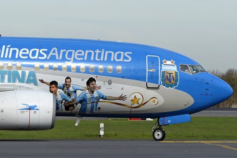 Rumbo al Mundial: Aerolíneas lanzó vuelos especiales para seguir a la Selección