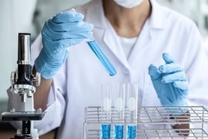 La ANMAT dio de baja a cuatro laboratorios por graves fallas operativas