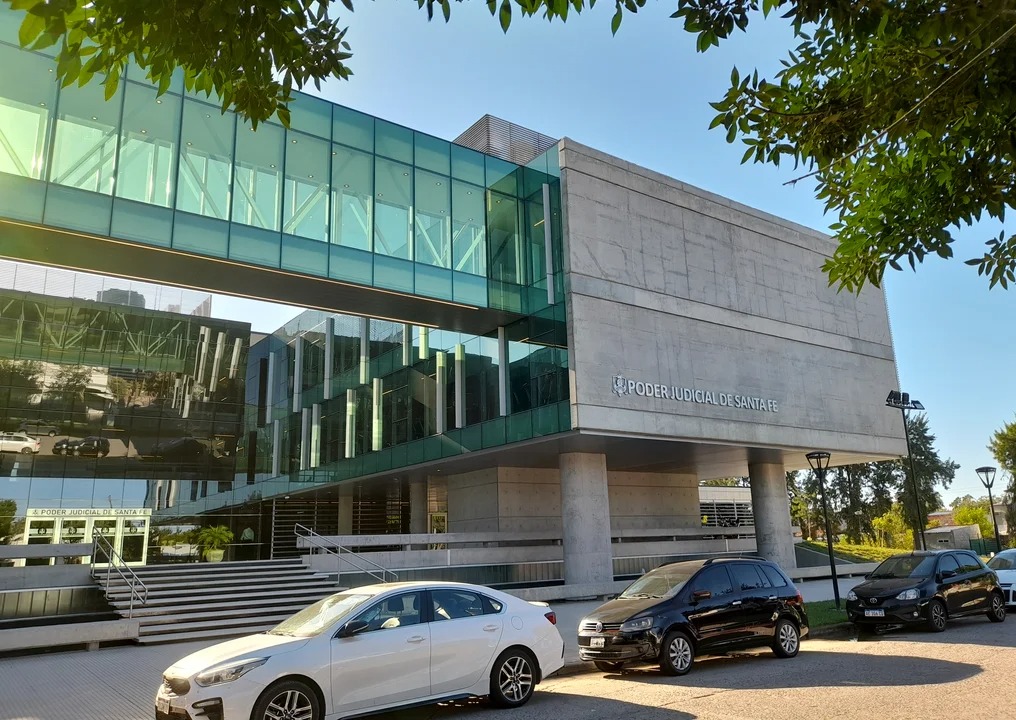 Condenaron a 12 años de prisión a un hombre por abusar de su hijastra en Santa Fe