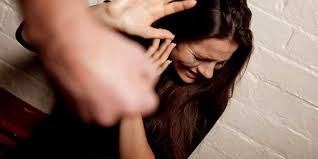 Detenido tras amenazar con un cuchillo a su expareja en barrio Sarmiento