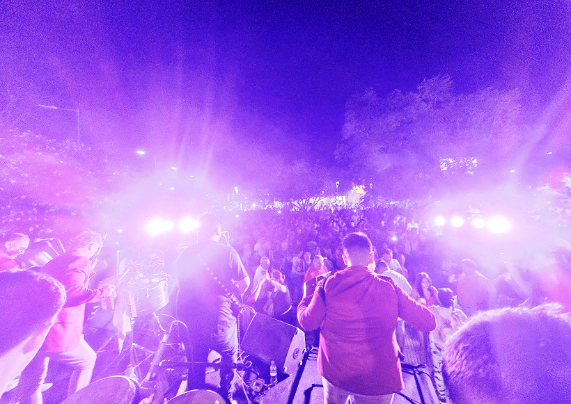 Viví Termas en Verano: Música y alegría en la Plaza San Martín