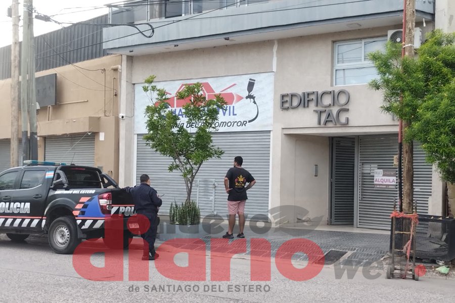 Policiales: Roban dinero desde un 3º piso en Av. Rivadavia: "No sabemos cómo entraron"