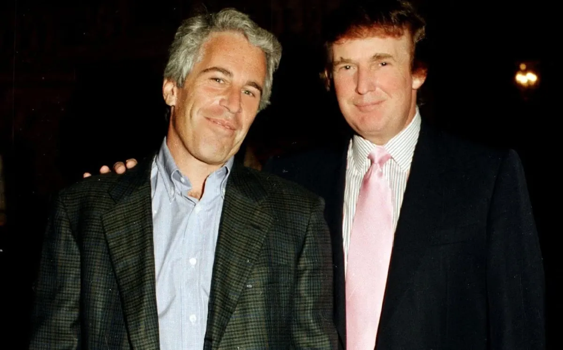 Internacionales: Caso Jeffrey Epstein: El departamento de Justicia de EEUU publicó nuevos archivos que mencionan a Trump