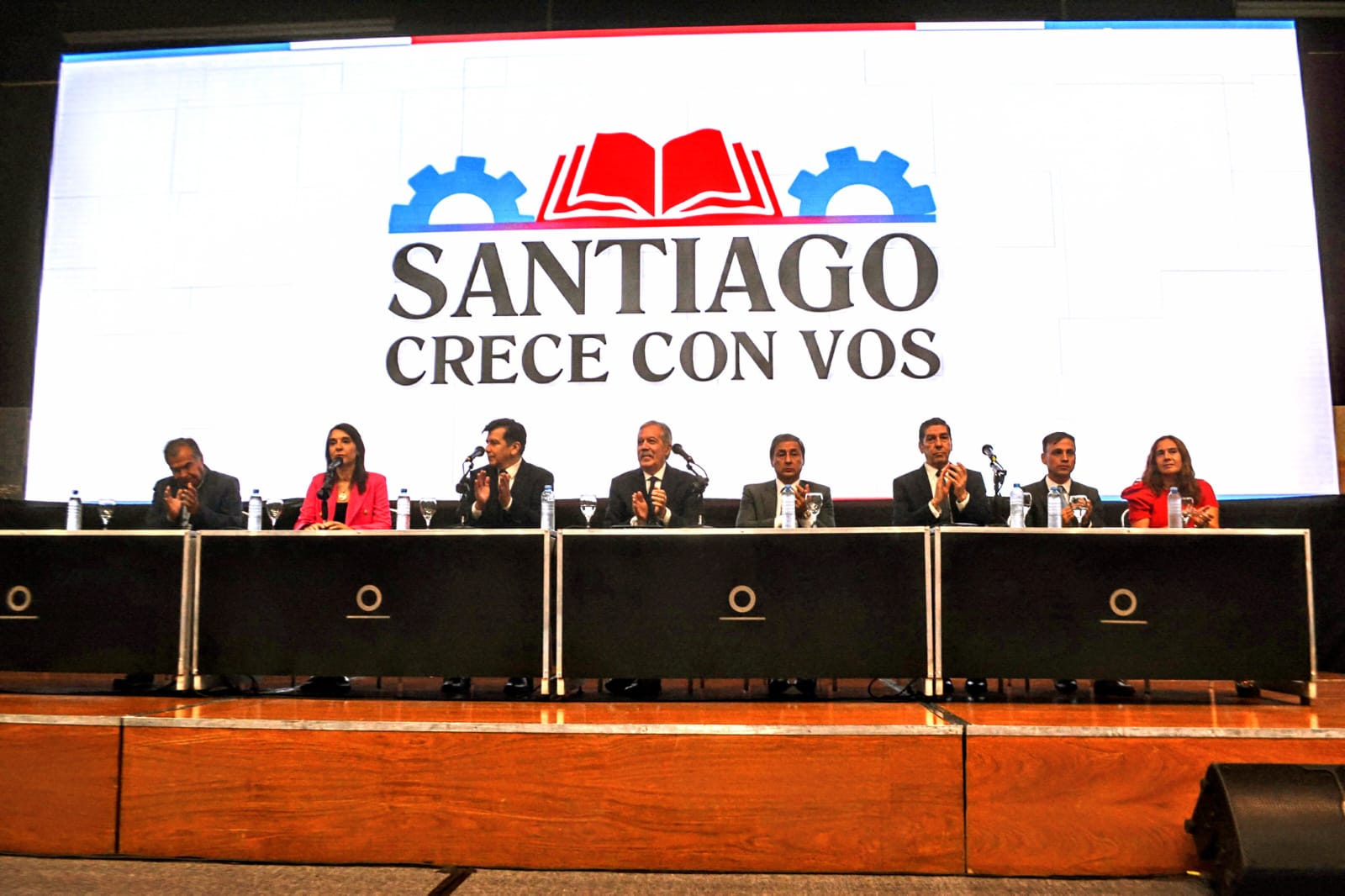 "Santiago Crece con Vos": firma de convenio entre el Gobierno Provincial y las Universidades