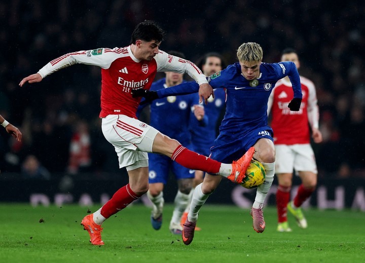 El Arsenal eliminó al Chelsea de Enzo Fernández y avanzó a la final de la Copa de la Liga
