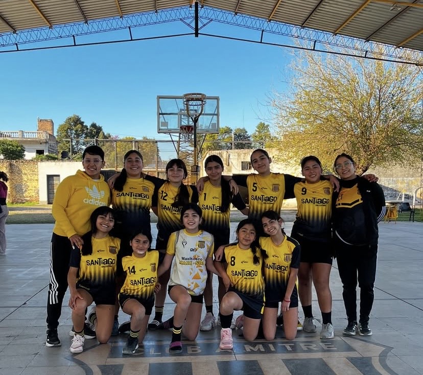 Mitre abre sus puertas al cestoball con la conducción de Irina Cejas