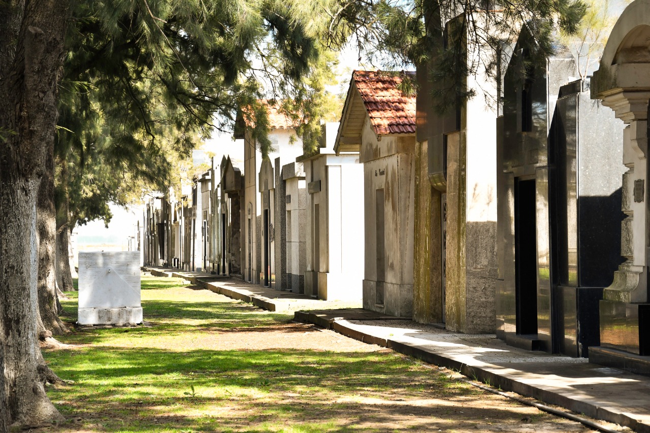 Robaron en el cementerio de Maco tras violentar un nicho
