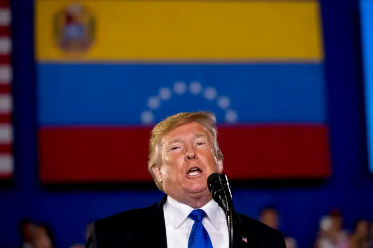 Donald Trump anuncia que visitará Venezuela y ratifica a Delcy Rodríguez como presidente encargada
