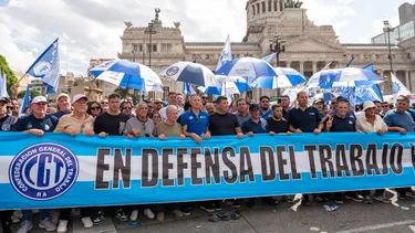 La CGT convoca a su Consejo Directivo para definir un paro general contra la reforma laboral
