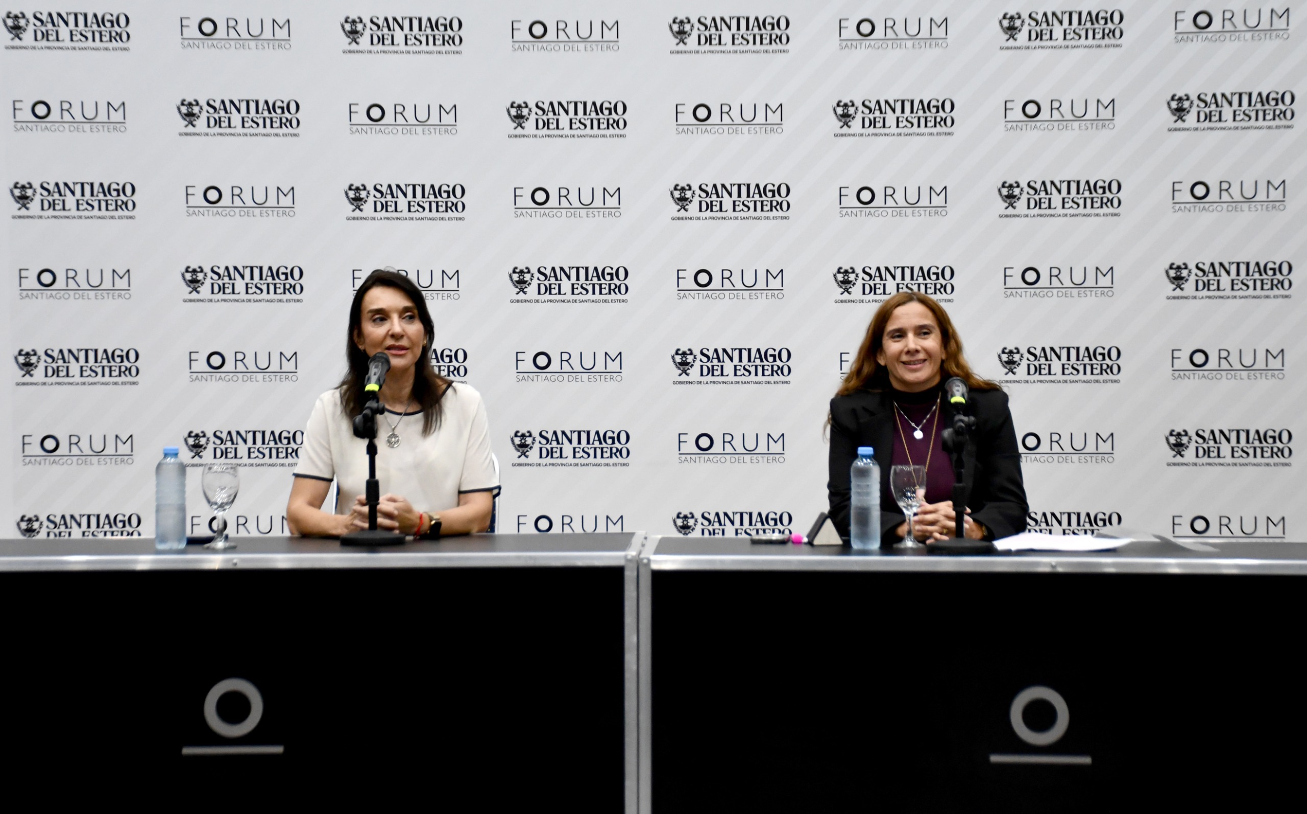 Educación anunció nuevas pautas para la opción de cargos docentes y ampliación del cupo de "Santiago Crece con Vos"