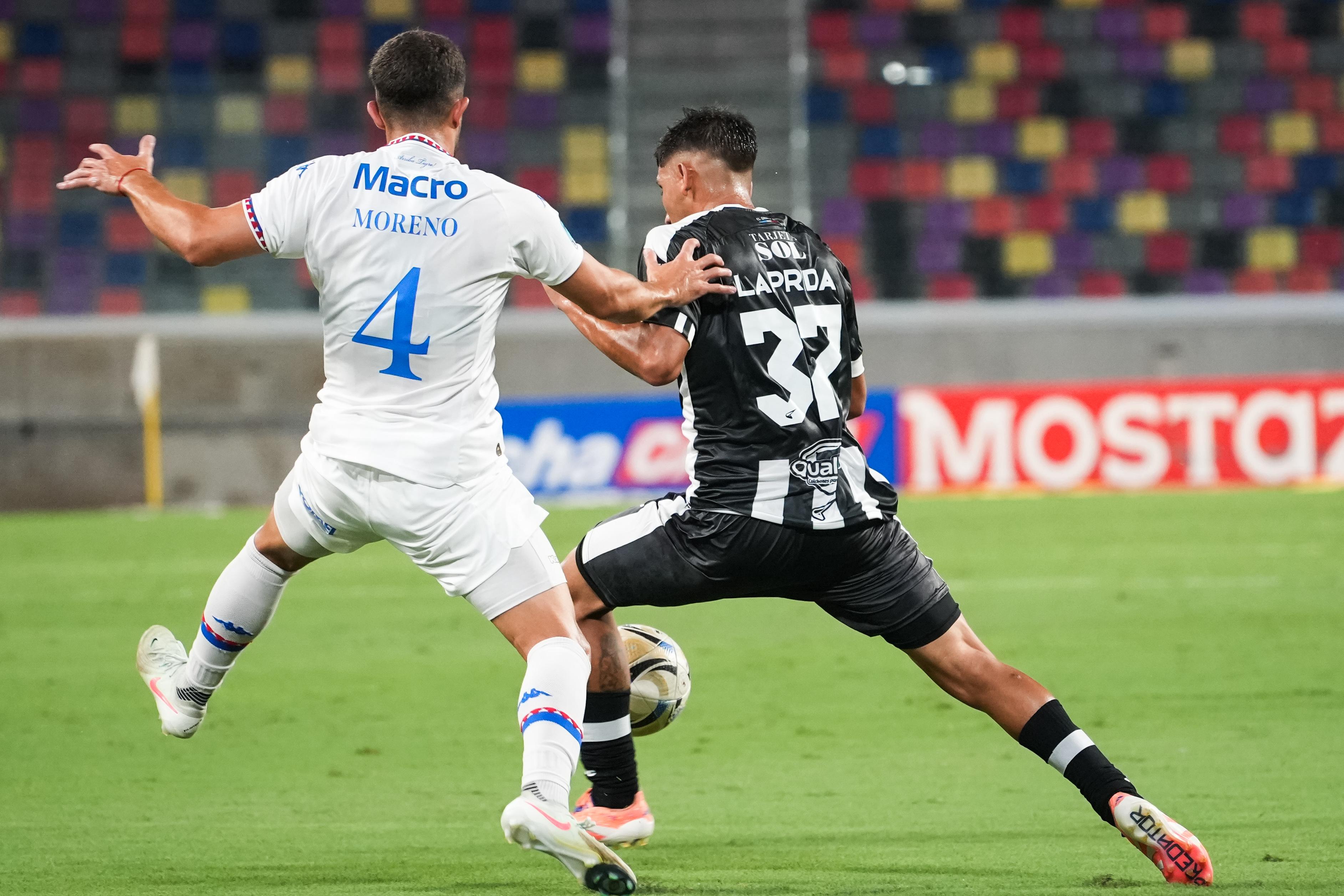 Central Córdoba y Tigre igualaron sin goles en un partido trabado y con muchas amonestaciones