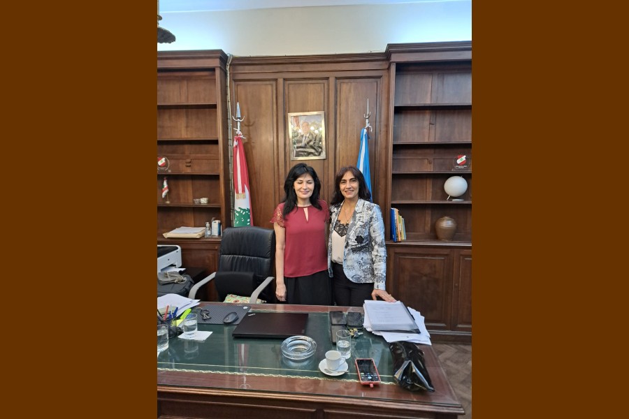Casa Libanesa Santiago en reunión con la embajadora del Líbano
