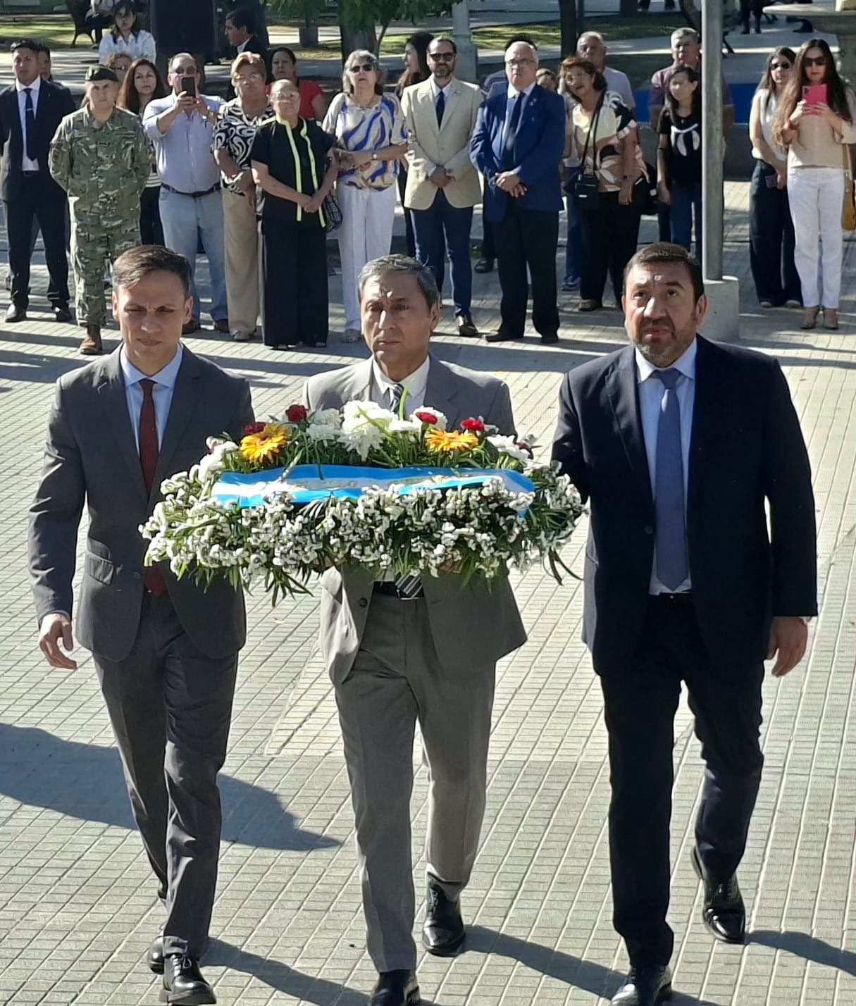 Silva Neder homenajeó a San Martín y cuestionó al centralismo porteño