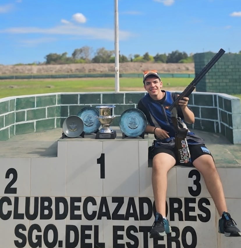 El santiagueño Federico Ruíz compite en el primer evaluativo nacional de foso olímpico en Neuquén