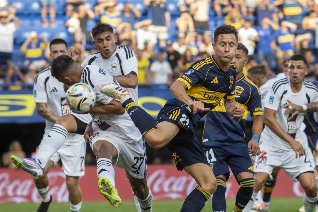 ¿Vuelve el fútbol gratuito? Un dirigente cordobés dio detalles de la iniciativa que tiene en mente la AFA