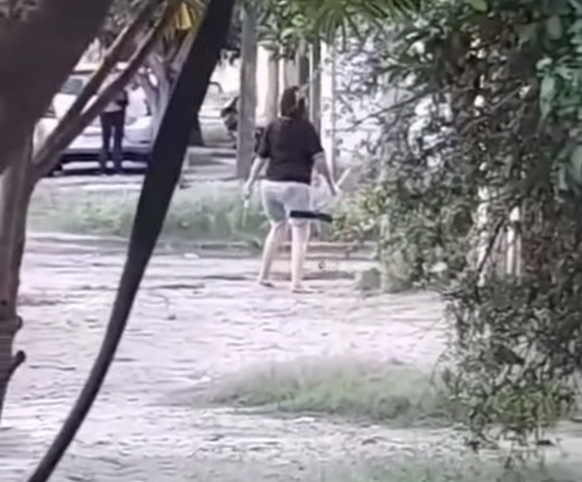 Vecinos denuncian amenazas y agresiones de una mujer en el barrio Finca de Ramos