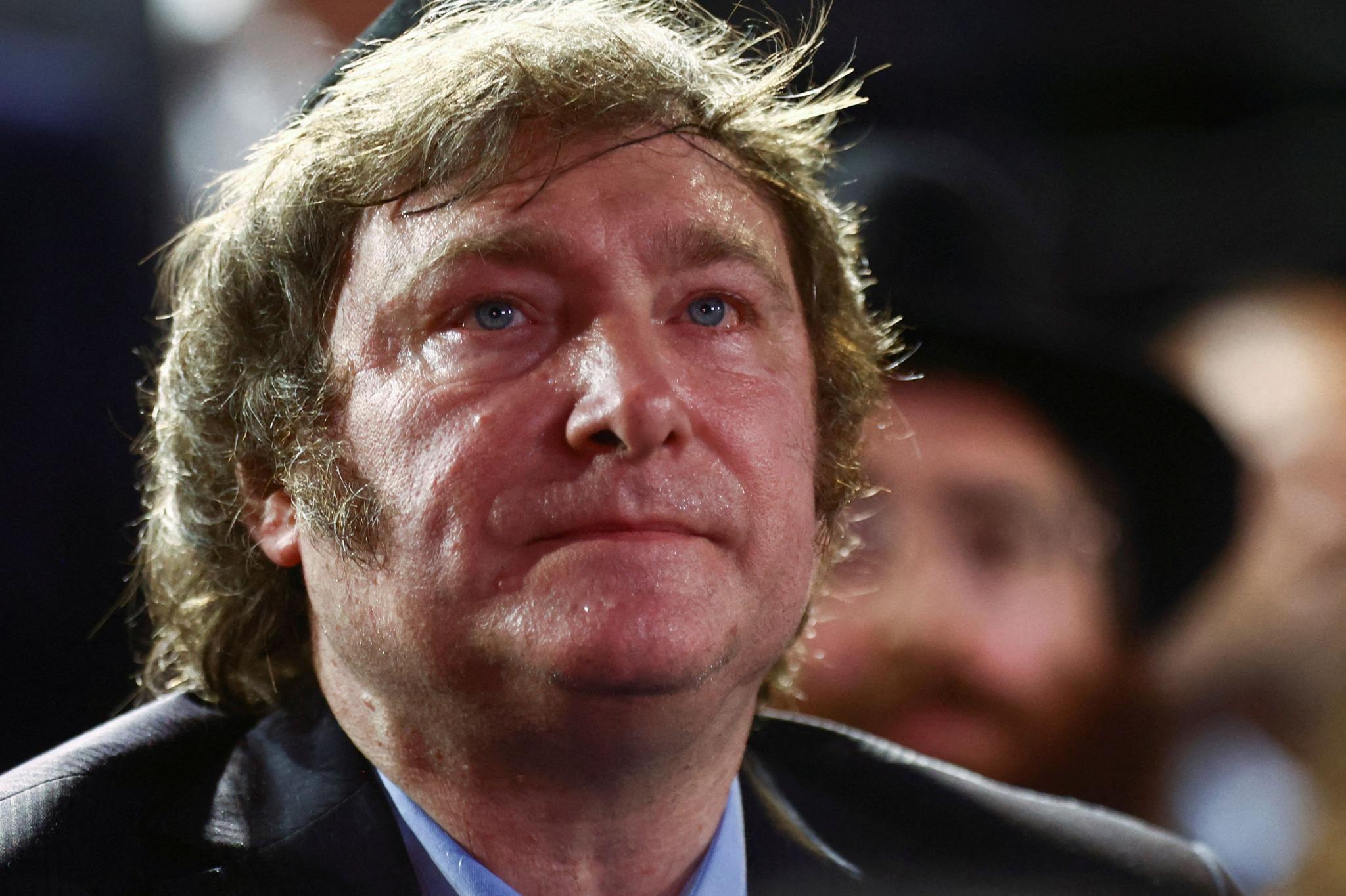 Giro en las encuestas: Patricia Bullrich supera a Javier Milei en imagen positiva por primera vez