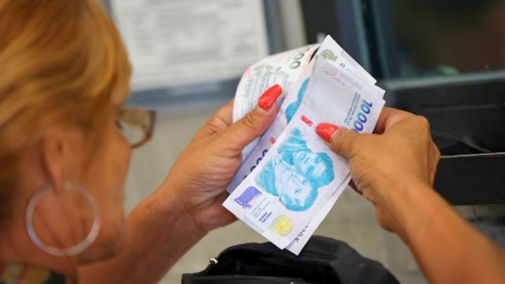 Anses actualiza haberes: la jubilación mínima superará los $450.000 en abril