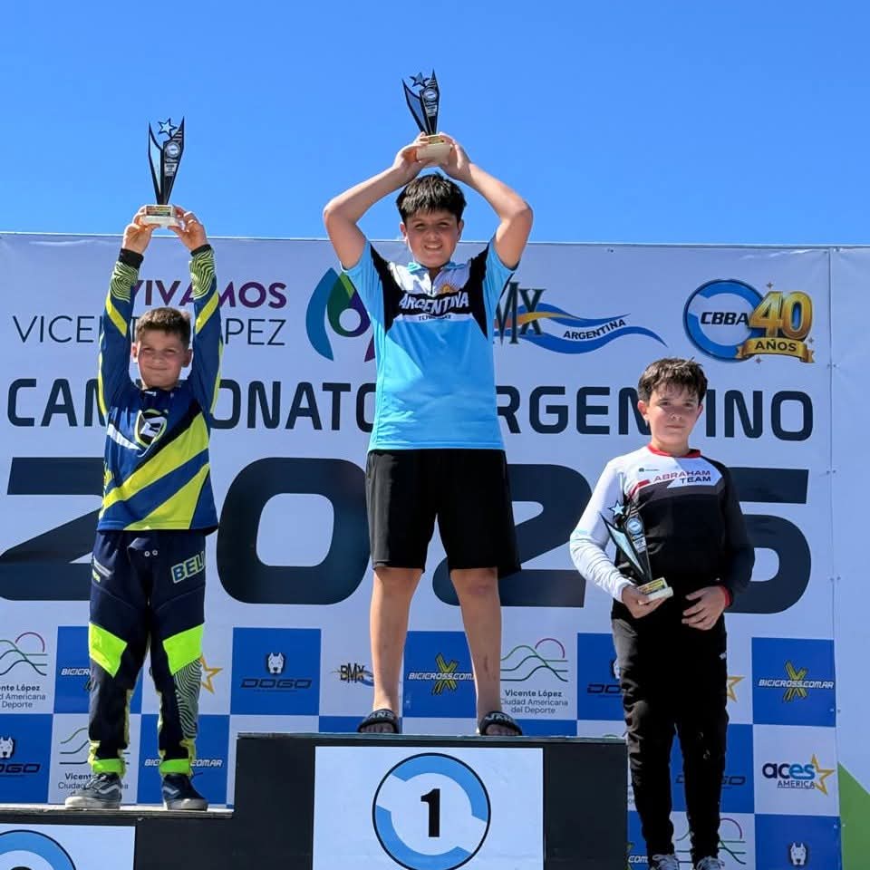 Santiagueños brillaron en el Nacional de BMX en Vicente López