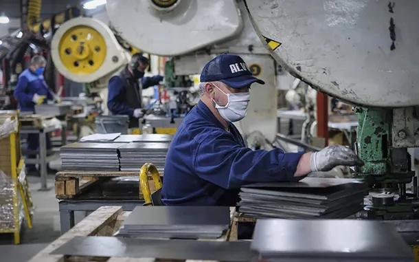 Récord y alarmas: la economía creció 4,4% en 2025 pero el desempleo volvió a subir