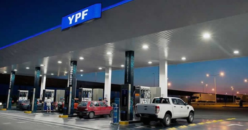 La nafta súper superó los $2.000 en Santiago del Estero tras un nuevo aumento de YPF
