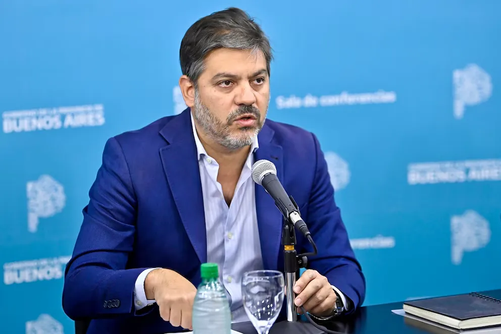 Guerra por YPF: Carlos Bianco tildó de "perturbado mental" a Milei tras el fallo de Nueva York